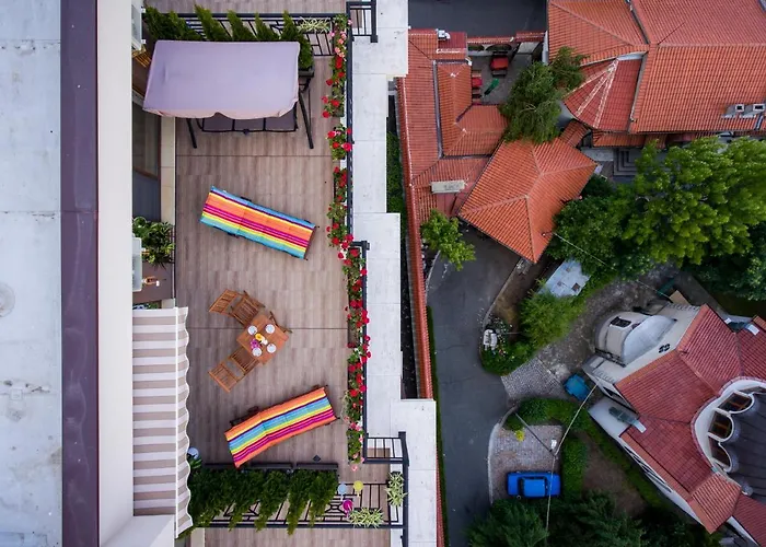 Апартамент Sky Garden Бургас